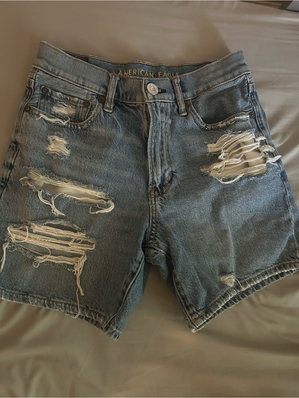 American Eagle Outfitters Light Blue Denim Jeans
